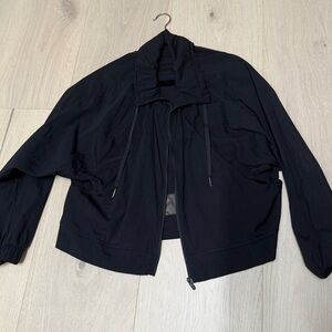 🌟Lululemon Lightweight Jacket 6 Black